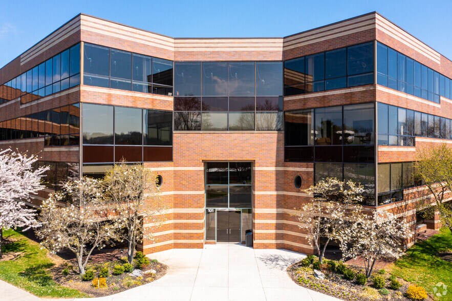 More Photos Of 101 Lindenwood Dr, Malvern Coworking Space