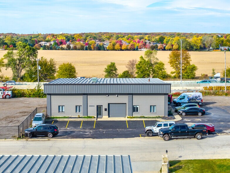 More Photos Of 20604 Burl Ct, Joliet Manufacturing For Sale