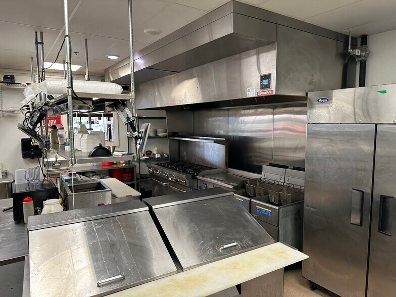 More Photos Of 1 Carlton Ave SE, Grand Rapids Apartments For Lease