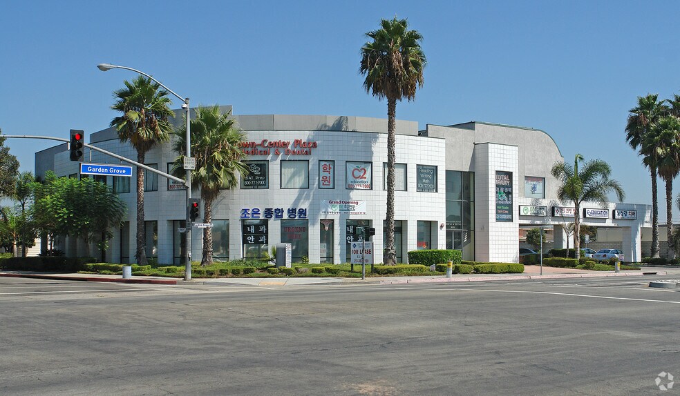 Primary Photo Of 9535 Garden Grove Blvd, Garden Grove Medical For Sale