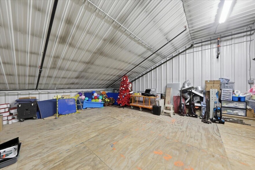 More Photos Of 1155 Old State Route 74, Batavia Refrigeration Cold Storage For Sale