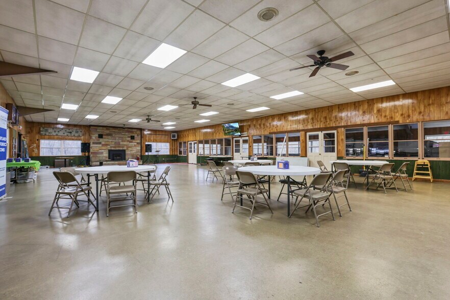 More Photos Of 5734 Durbin Rd, Bellville Specialty For Sale