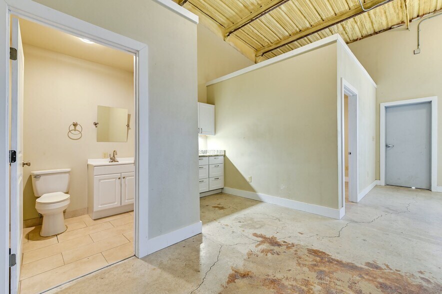 More Photos Of 4450 State Highway 29, Bertram Industrial For Lease