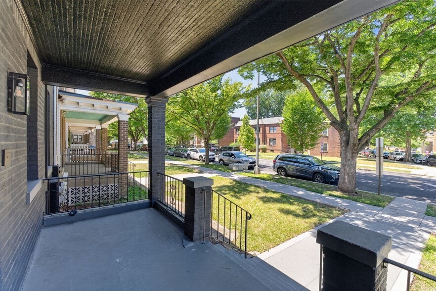 More Photos Of 4025 Kansas Ave NW, Washington Apartments For Sale