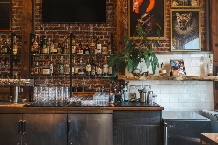 More Photos Of 119 S Main St, Sebastopol Restaurant For Sale