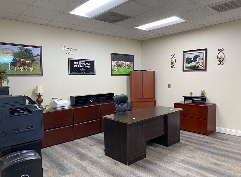 More Photos Of 900 Post Rd, Oakdale Office For Sale