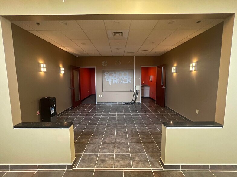 More Photos Of 613-623 N 19th St, Allentown Freestanding For Lease