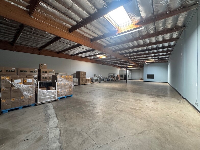 More Photos Of 17912 Cowan, Irvine Manufacturing For Lease