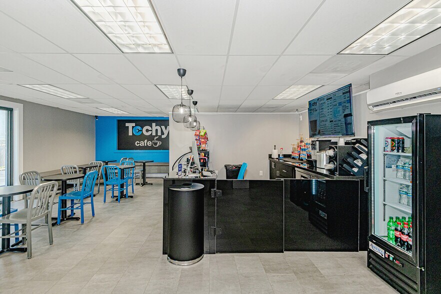 More Photos Of 3000 SW 4th Ave, Fort Lauderdale Warehouse For Lease