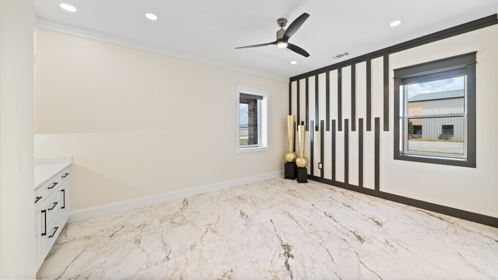 More Photos Of 2924 Ruger Dr, Royse City Service For Lease