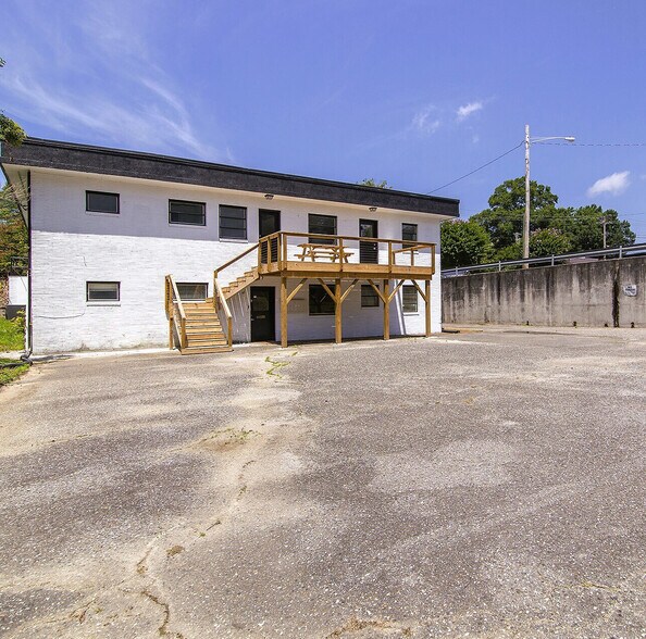 More Photos Of 318 S South St, Gastonia Office For Sale