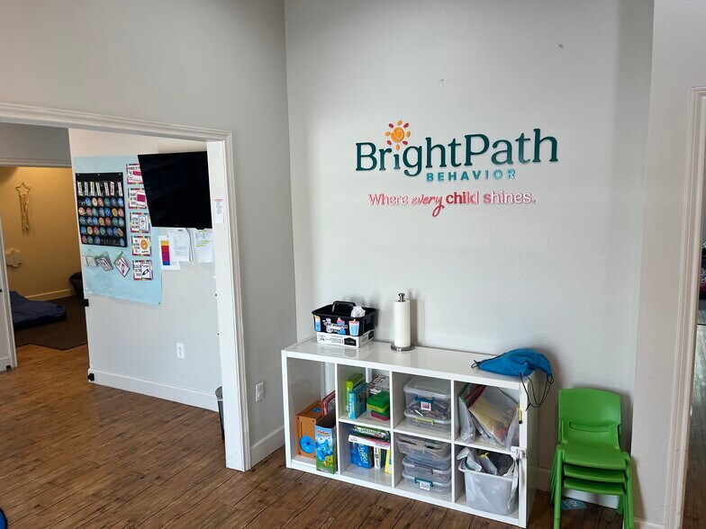 More Photos Of 2301 S Bagdad Rd, Cedar Park Medical For Sale