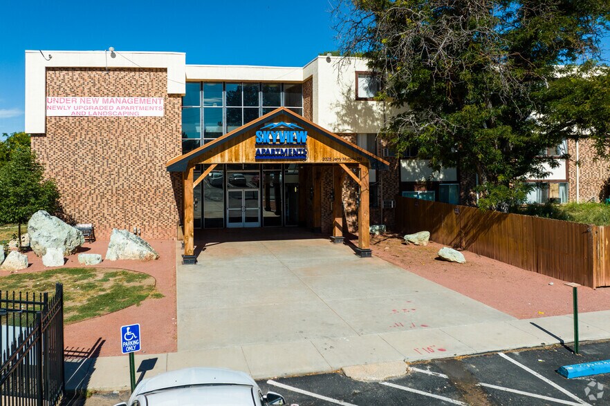 More Photos Of 2025 Jerry Murphy Rd, Pueblo Apartments For Sale