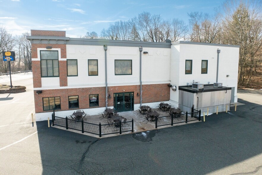 More Photos Of 1703 Pottstown Pike, Pottstown Restaurant For Sale