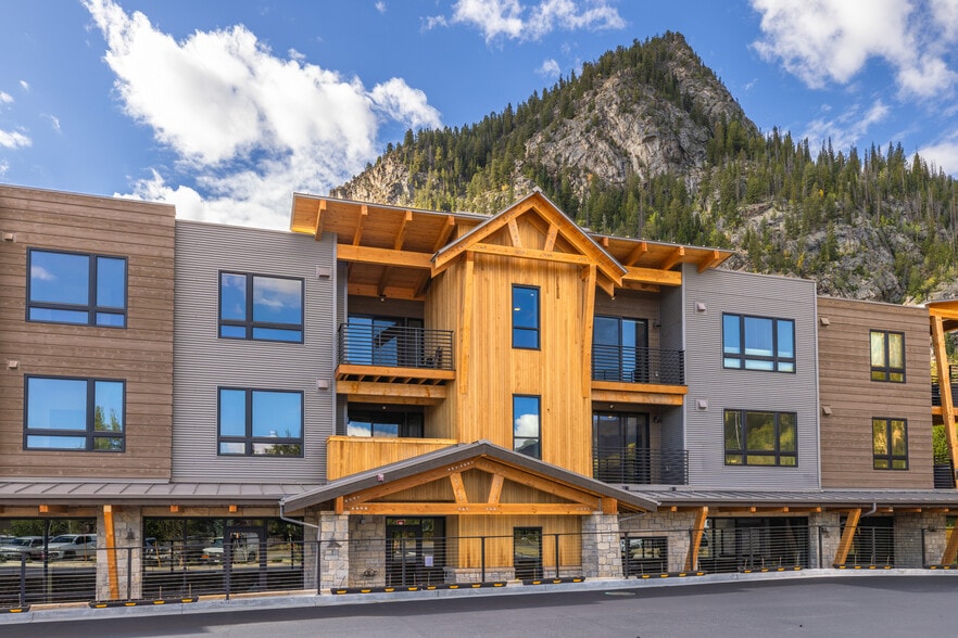 More Photos Of 80 W Main St, Frisco Multifamily For Sale