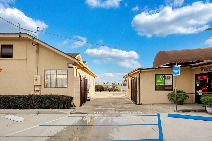 More Photos Of 120 S San Antonio Ave, Ontario Medical For Lease