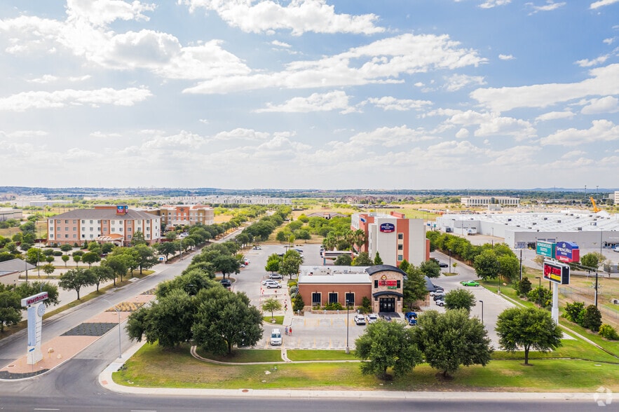 More Photos Of 138 Richland Hills Dr, San Antonio Hotel For Sale