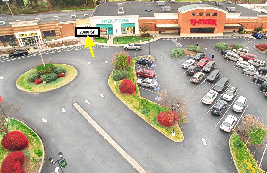 More Photos Of 605-699 Parkway, Sevierville Unknown For Lease