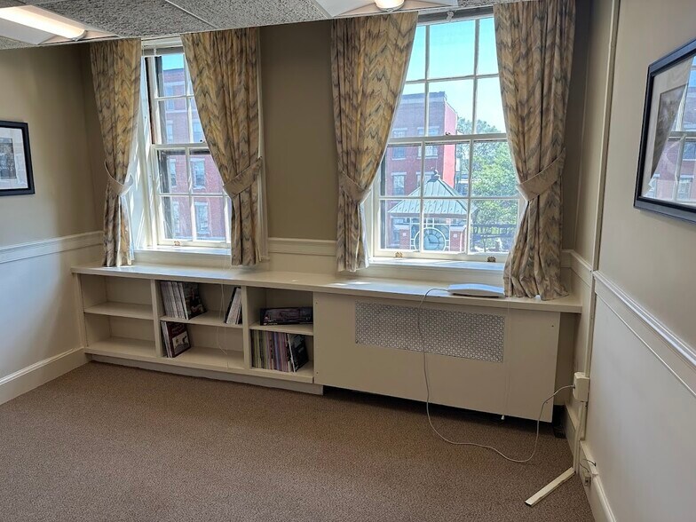 More Photos Of 1 Capitol St, Concord Office For Lease