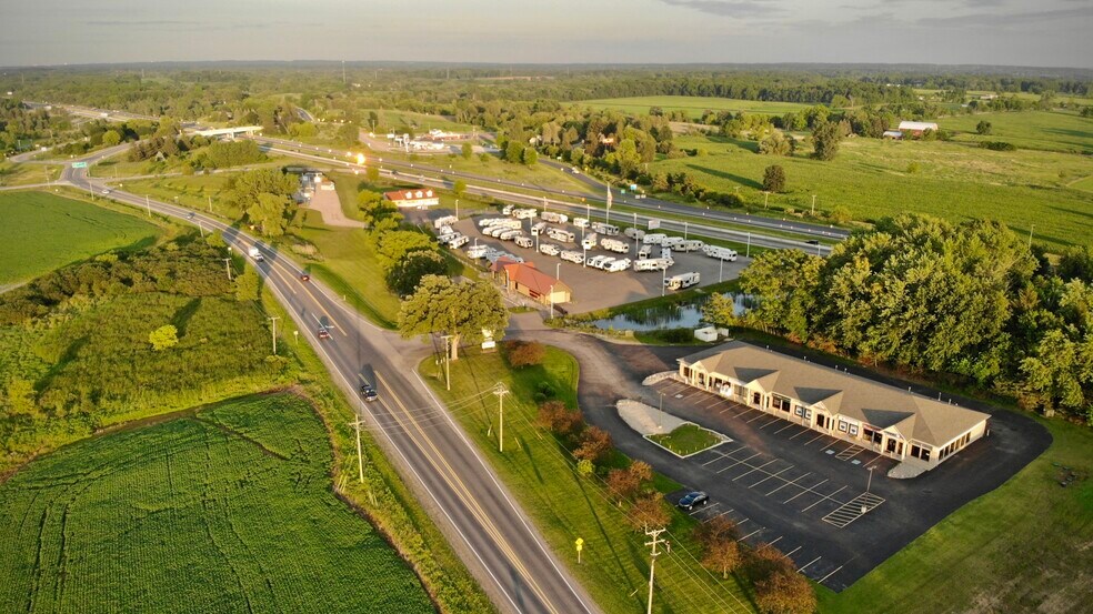 More Photos Of 12855 Old US Hwy 12, Chelsea Freestanding For Lease