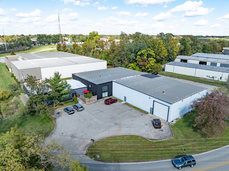 Primary Photo Of 10005-10007 Bunsen Way, Louisville Warehouse For Sale