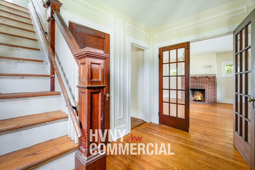 More Photos Of 1978 South Rd, Poughkeepsie Medical For Sale