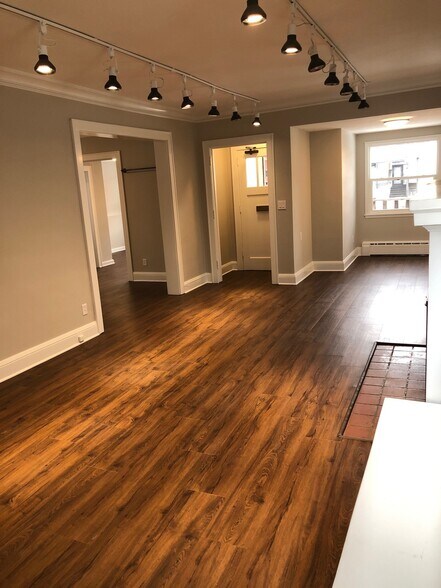 More Photos Of 840 Grand Ave, Saint Paul Freestanding For Lease