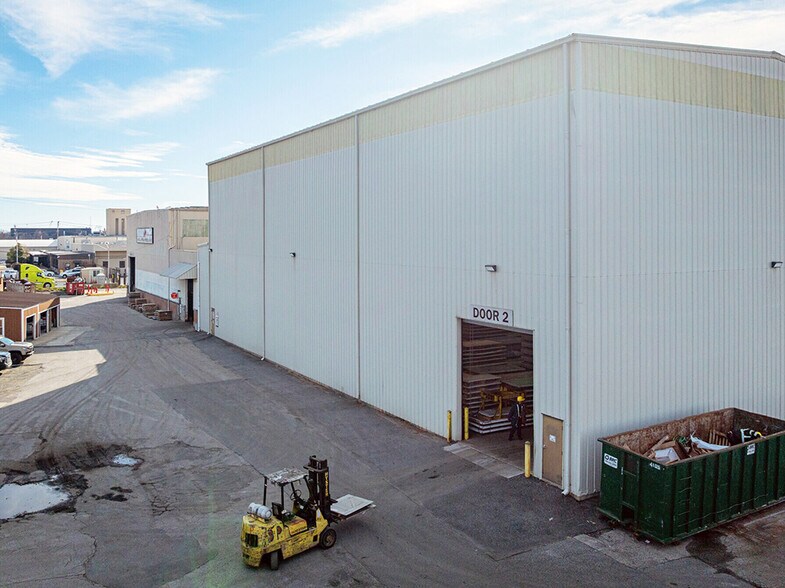 More Photos Of 4425A N Point Blvd, Sparrows Point Manufacturing For Sale