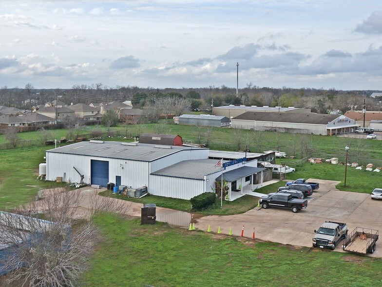 Primary Photo Of 1207 FM 359 Rd, Richmond Warehouse For Lease