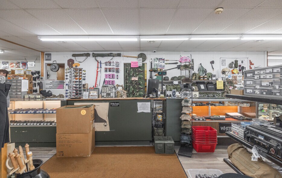 More Photos Of 363 Doolittle Outer Rd, Rolla General Retail For Sale