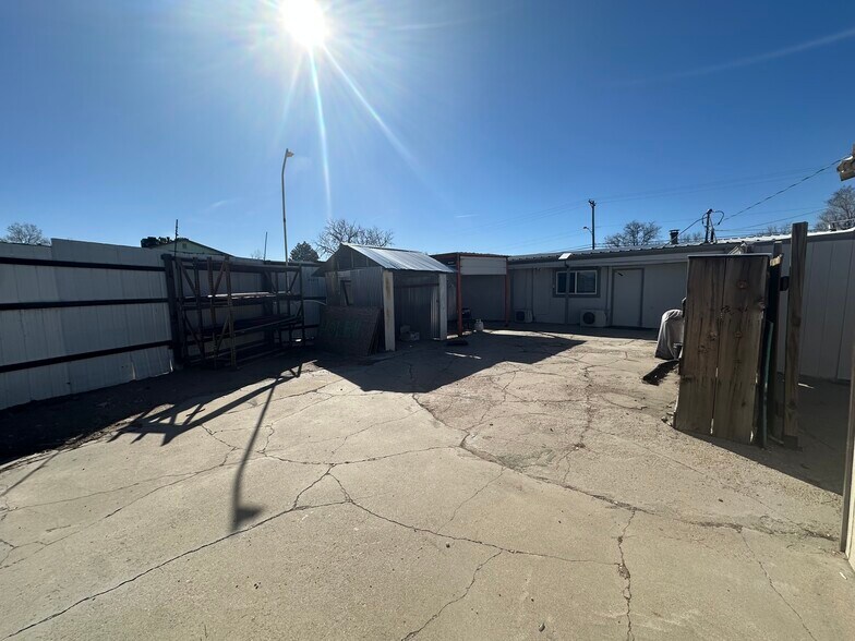 More Photos Of 595 S 2nd Ave, Brighton Office For Lease