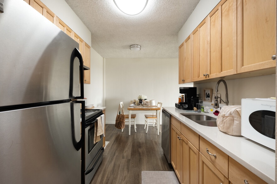 More Photos Of 930 N Washington St, Spokane Apartments For Sale