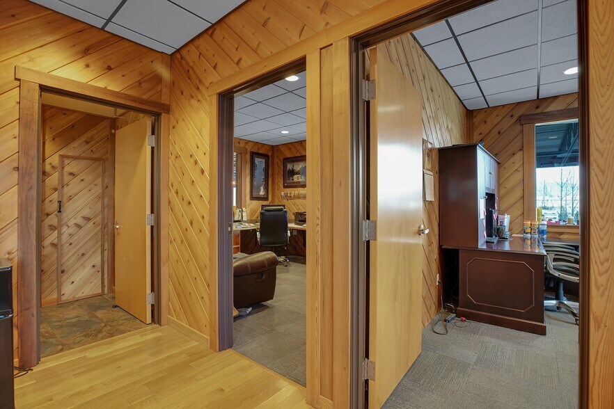 More Photos Of Stadelman, Hood River Industrial For Sale