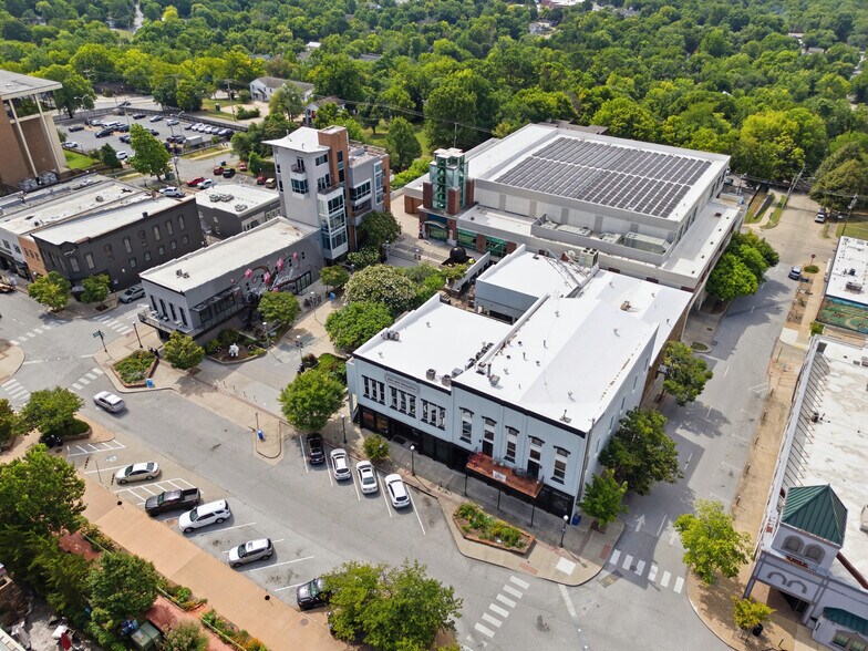More Photos Of 21 W Mountain St, Fayetteville Storefront Retail Office For Lease