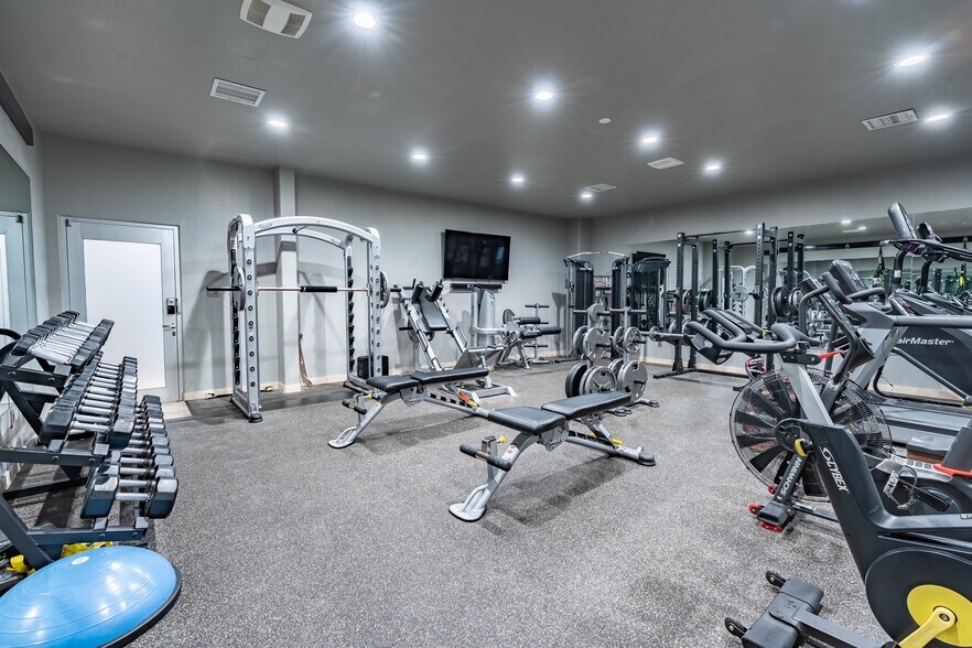 More Photos Of 6819 N FM 1788, Midland Industrial For Lease