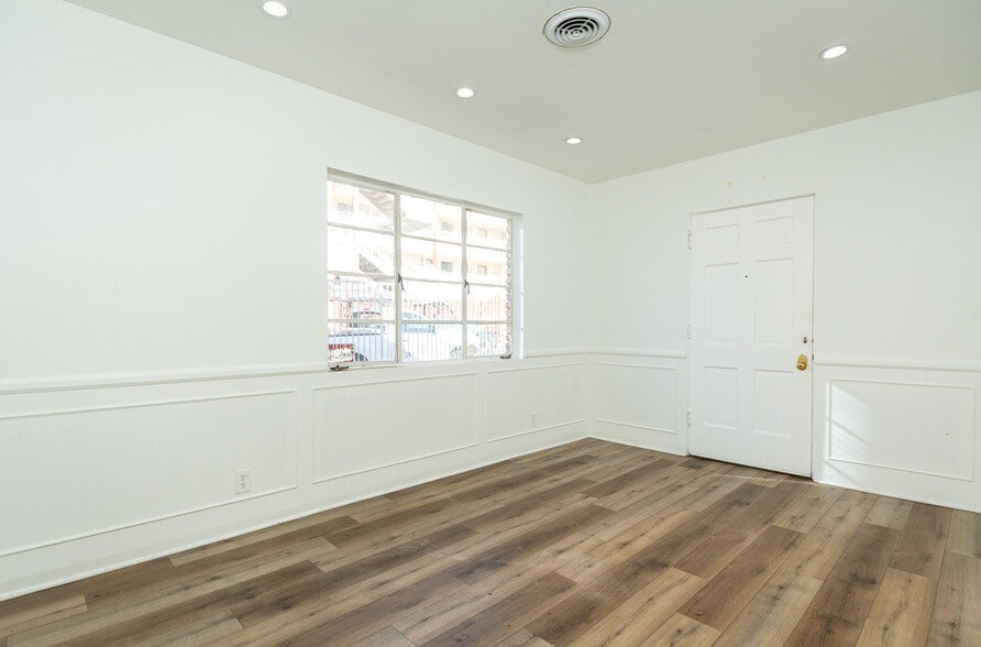 More Photos Of 2028 Lake Ave, Altadena Medical For Lease