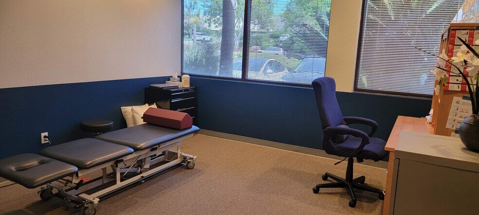More Photos Of 5820 Oberlin Dr, San Diego Office For Sale