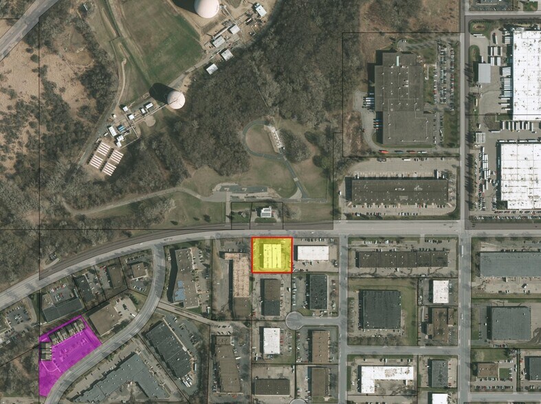 More Photos Of 1001 Cliff Rd E, Burnsville Warehouse For Lease