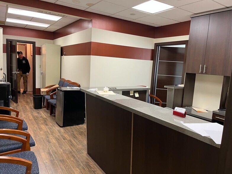 More Photos Of 1100 Coney Island Ave, Brooklyn Office For Lease