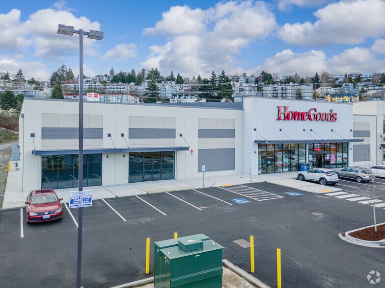 More Photos Of 1600 W Armory Way, Seattle General Retail For Sale
