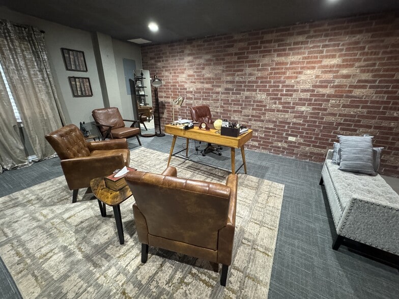 More Photos Of 618 Baca St, Houston Religious Facility For Sale