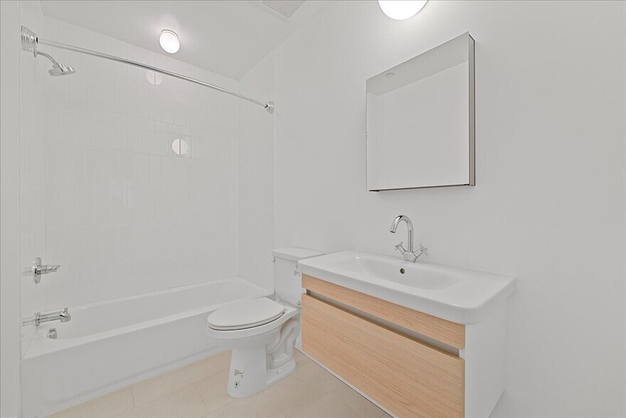 More Photos Of 636 N Juanita Ave, Los Angeles Apartments For Sale