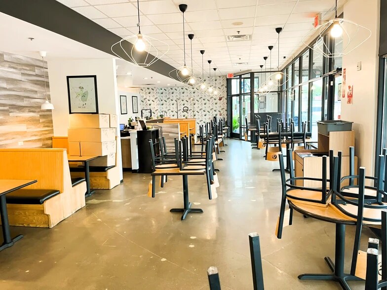 More Photos Of 20 Allen Ave, Webster Groves Office For Lease