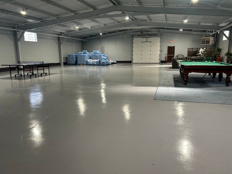 More Photos Of 13747 S Western Ave, Blue Island Warehouse For Sale