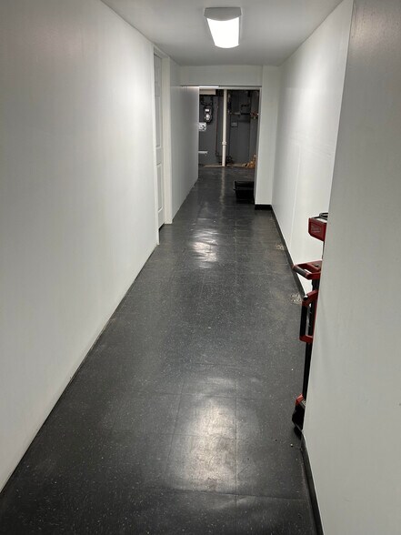 More Photos Of 4011 Hylan Blvd, Staten Island Storefront For Sale