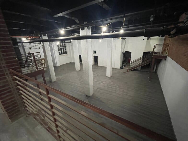 More Photos Of 1008-1010 Arch St, Philadelphia Apartments For Lease