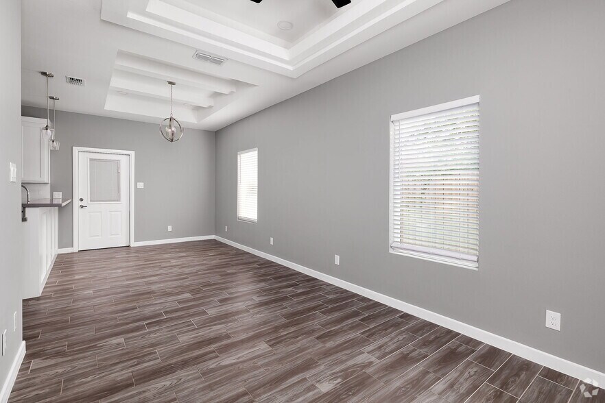 More Photos Of 205 Lauryn Dr, San Juan Apartments For Sale