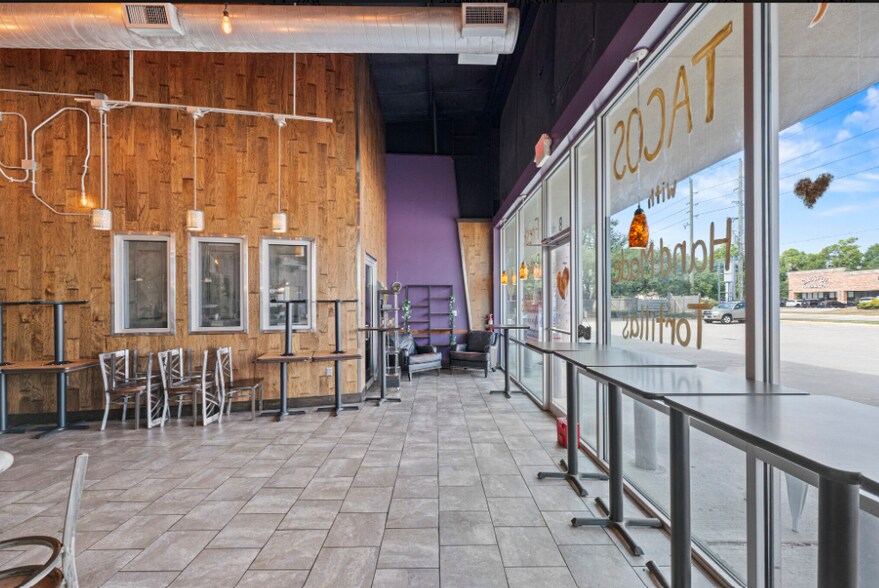 More Photos Of 11703-11729 Spring Cypress Rd, Tomball Storefront For Lease