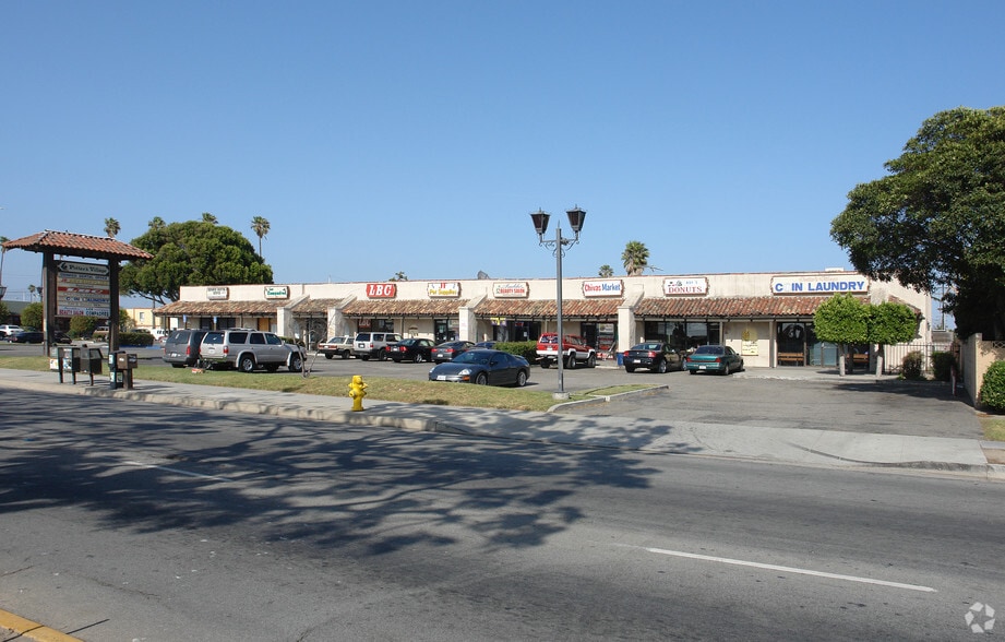 More Photos Of 3700-3720 Saviers Rd, Oxnard Freestanding For Lease