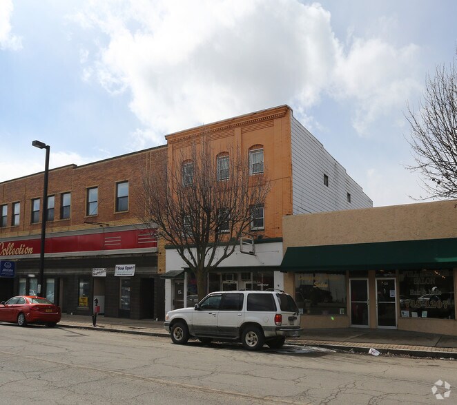 More Photos Of 122 Washington Ave, Endicott Storefront Retail Residential For Sale